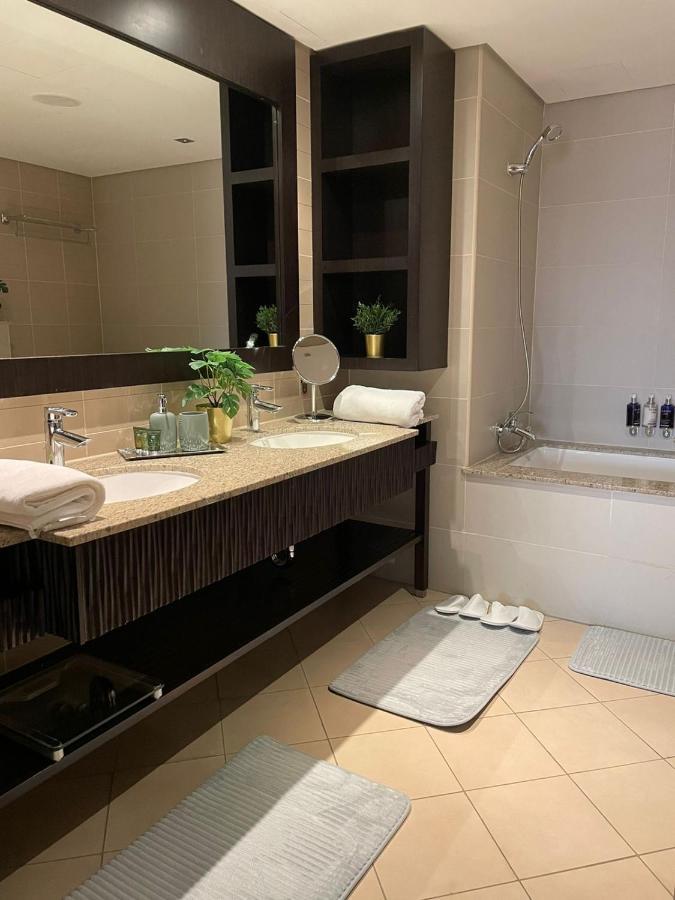 Luxurious 2 Bedroom Apartment In Anantara Hotel And Residences Dubai Ngoại thất bức ảnh